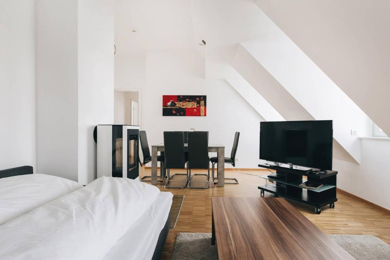 Dill Apartment Frauenkirchenblick Dresden Buitenkant foto